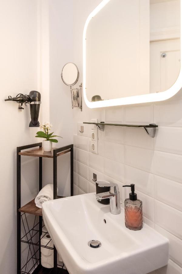 90Sqm 2Br Biz Loft - 5Min Central Station Berlin Exteriör bild